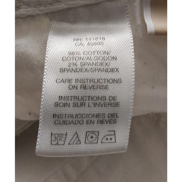 Michael Kors Women Size 10 Mid Rise Flared Leg White Denim Jeans Silver Accents - Picture 15 of 16